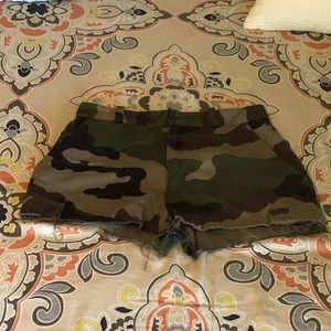 High waisted cargo shorts from Urban Outfitters!